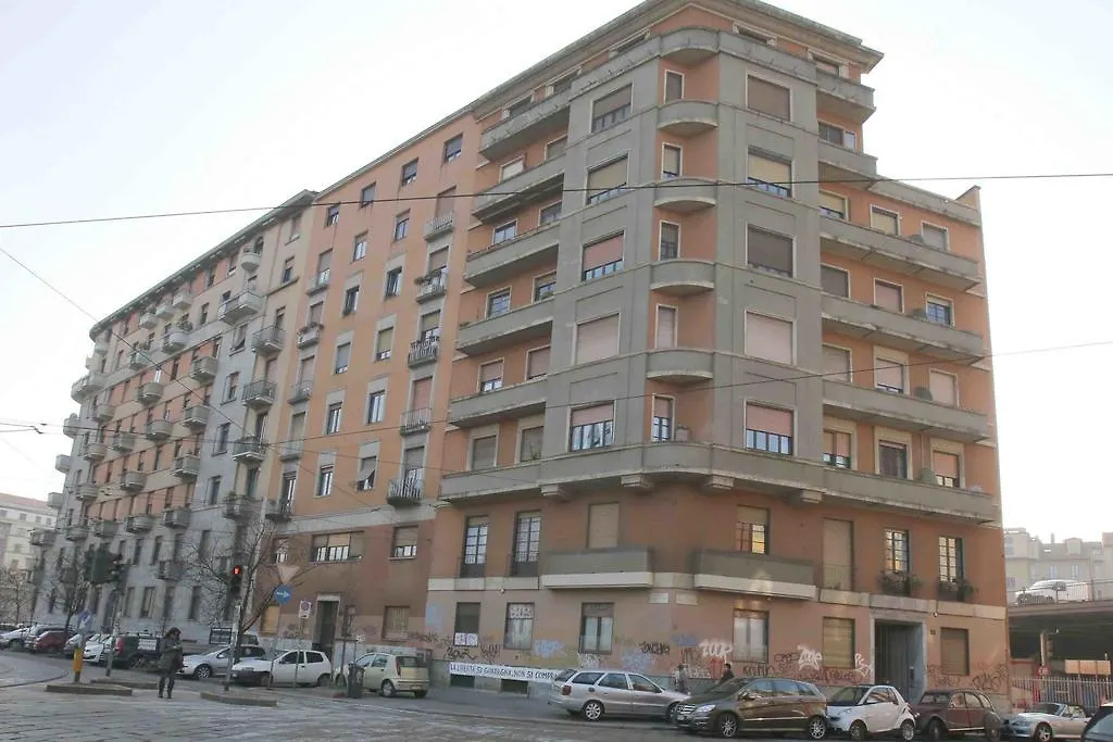 Apartment Appartamento Spinoza Milan